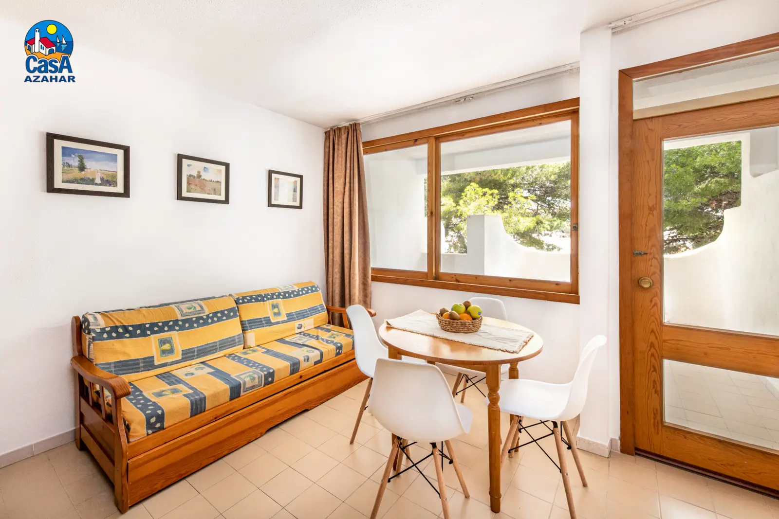 Estudio de los apartamentos Arcos II en Las Fuentes, Alcossebre, con salida a la terraza